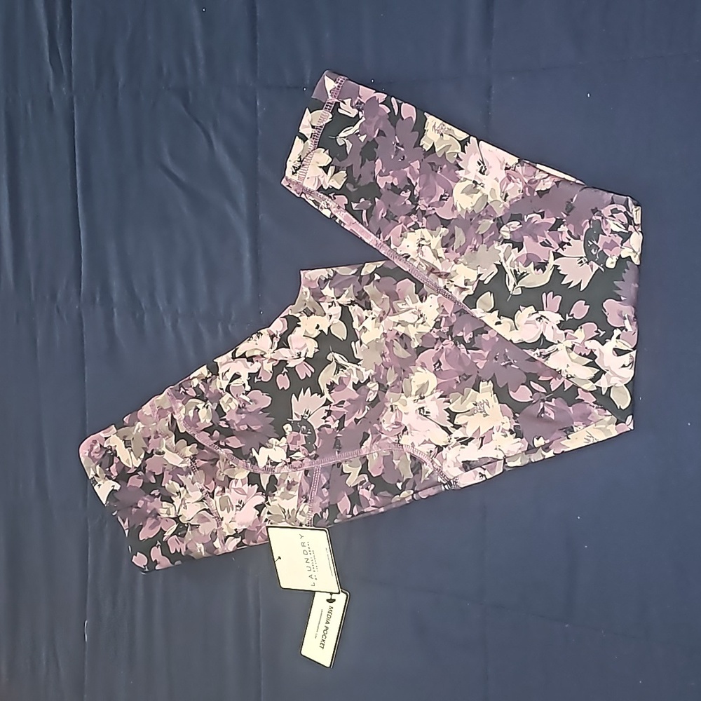 New w/tags Laundry by Shelli Segal Floral Capri Leggings Size M